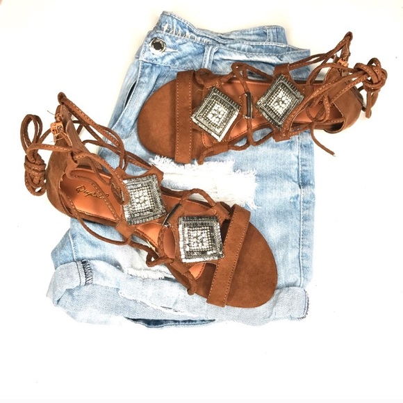 Coachella Lace Up Sandal - Picture 3 of 3